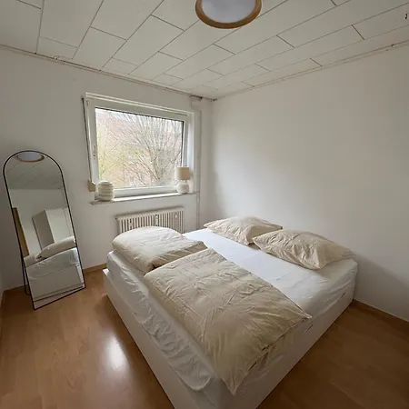 Neu Moebliert 3 70qm Mit Kueche, Balkon, Wc, Appartement *